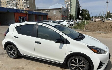 Toyota Prius c I, 2018 год, 1 700 000 рублей, 5 фотография