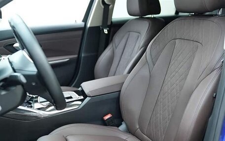 BMW 3 серия, 2022 год, 2 650 000 рублей, 12 фотография