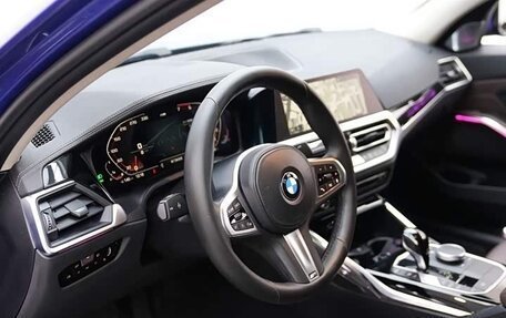 BMW 3 серия, 2022 год, 2 650 000 рублей, 10 фотография