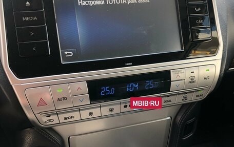 Toyota Land Cruiser Prado 150 рестайлинг 2, 2017 год, 4 184 000 рублей, 16 фотография