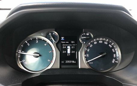 Toyota Land Cruiser Prado 150 рестайлинг 2, 2017 год, 4 184 000 рублей, 18 фотография