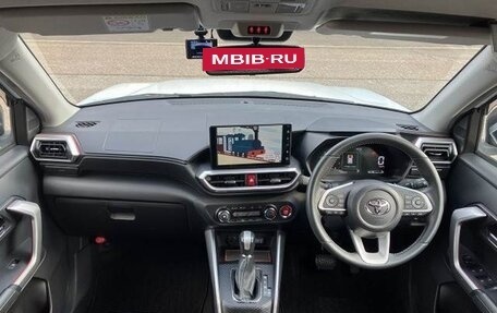 Toyota Raize I, 2022 год, 1 156 000 рублей, 10 фотография
