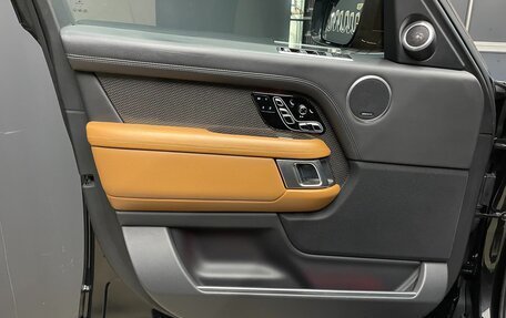 Land Rover Range Rover IV рестайлинг, 2019 год, 6 490 000 рублей, 9 фотография