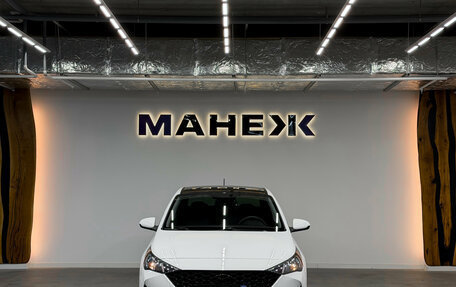 Hyundai Solaris II рестайлинг, 2021 год, 1 750 000 рублей, 2 фотография