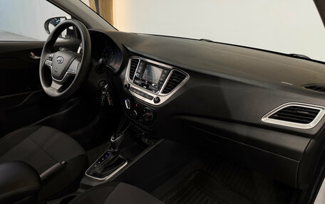 Hyundai Solaris II рестайлинг, 2021 год, 1 750 000 рублей, 11 фотография