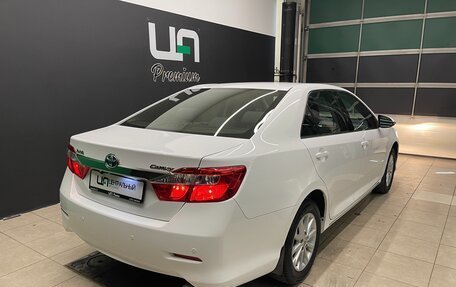 Toyota Camry, 2012 год, 1 850 000 рублей, 6 фотография