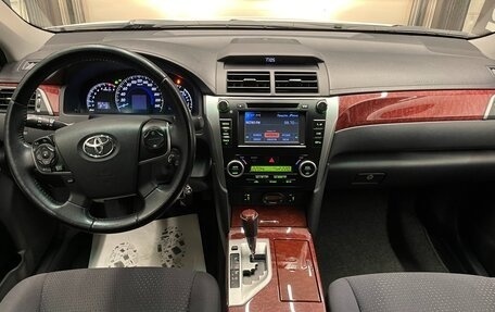 Toyota Camry, 2012 год, 1 850 000 рублей, 11 фотография
