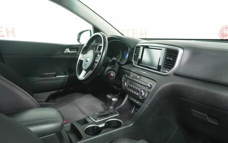 KIA Sportage IV рестайлинг, 2018 год, 2 414 000 рублей, 10 фотография