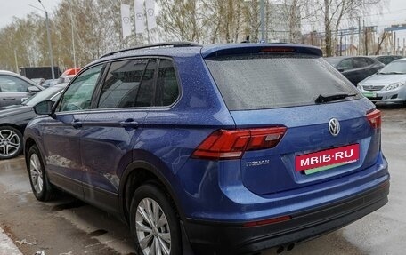 Volkswagen Tiguan II, 2019 год, 2 354 100 рублей, 3 фотография