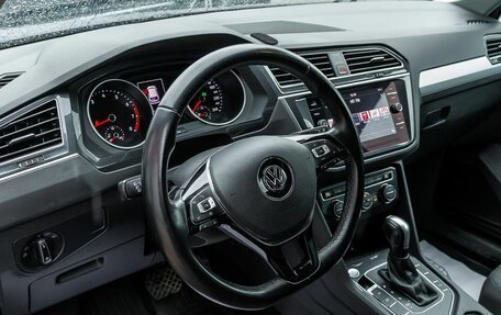 Volkswagen Tiguan II, 2019 год, 2 354 100 рублей, 11 фотография
