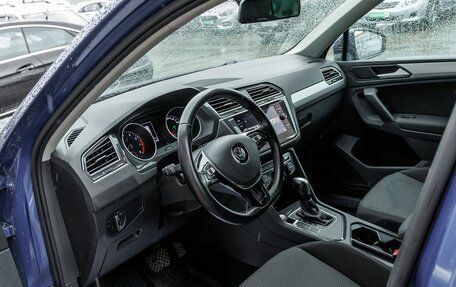 Volkswagen Tiguan II, 2019 год, 2 354 100 рублей, 9 фотография