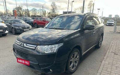 Mitsubishi Outlander III рестайлинг 3, 2014 год, 1 499 000 рублей, 1 фотография