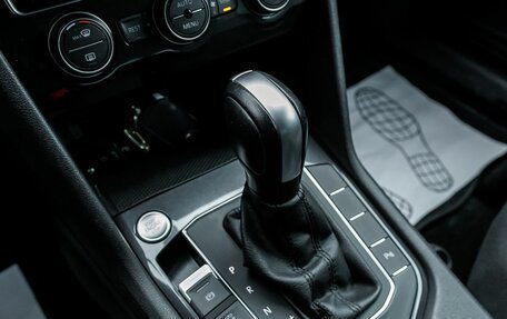 Volkswagen Tiguan II, 2019 год, 2 354 100 рублей, 19 фотография