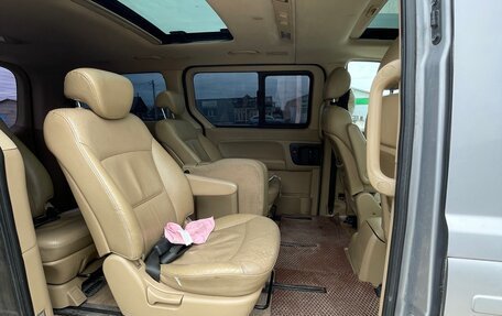 Hyundai Grand Starex Grand Starex I рестайлинг 2, 2011 год, 1 720 000 рублей, 6 фотография