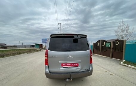 Hyundai Grand Starex Grand Starex I рестайлинг 2, 2011 год, 1 720 000 рублей, 3 фотография