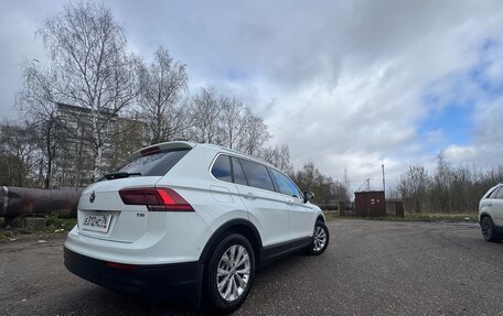 Volkswagen Tiguan II, 2017 год, 2 600 000 рублей, 10 фотография