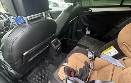 Volkswagen Tiguan II, 2017 год, 2 600 000 рублей, 17 фотография