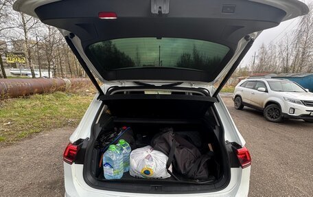 Volkswagen Tiguan II, 2017 год, 2 600 000 рублей, 19 фотография