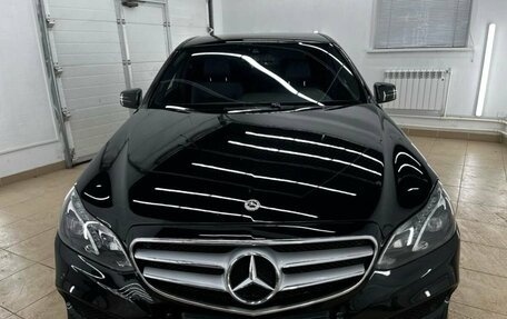 Mercedes-Benz E-Класс, 2013 год, 1 397 000 рублей, 2 фотография