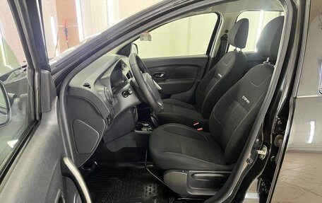 Renault Sandero II рестайлинг, 2017 год, 857 000 рублей, 10 фотография