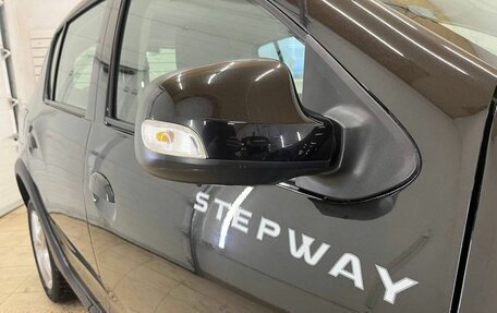 Renault Sandero II рестайлинг, 2017 год, 857 000 рублей, 25 фотография