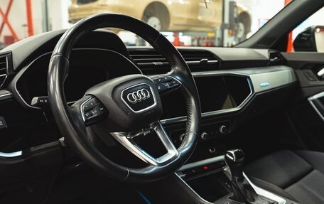 Audi Q3, 2019 год, 2 530 000 рублей, 10 фотография