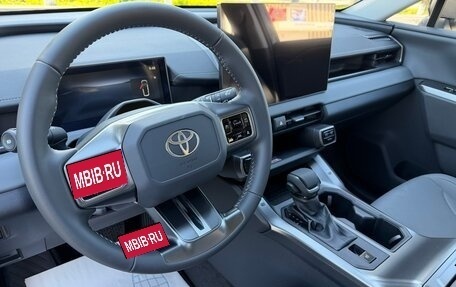 Toyota RAV4, 2026 год, 4 198 000 рублей, 15 фотография