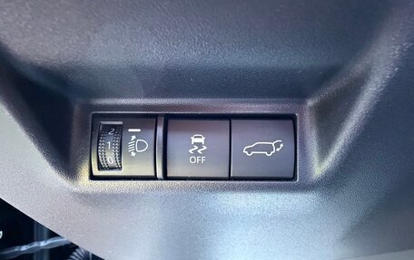 Toyota RAV4, 2026 год, 4 198 000 рублей, 22 фотография