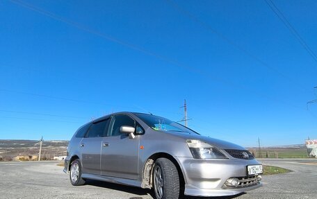 Honda Stream I рестайлинг, 2001 год, 550 000 рублей, 3 фотография
