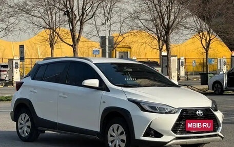 Toyota Yaris XP150 рестайлинг, 2022 год, 1 070 000 рублей, 3 фотография