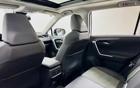 Toyota RAV4, 2025 год, 4 600 000 рублей, 13 фотография