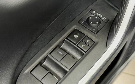 Toyota RAV4, 2025 год, 4 600 000 рублей, 17 фотография