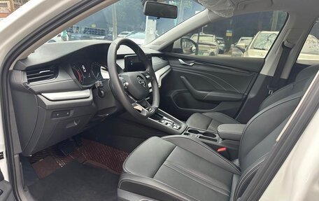 Skoda Octavia IV, 2022 год, 1 700 000 рублей, 7 фотография