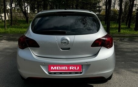 Opel Astra J, 2011 год, 850 000 рублей, 6 фотография