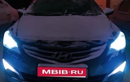 Hyundai Solaris II рестайлинг, 2014 год, 820 000 рублей, 11 фотография