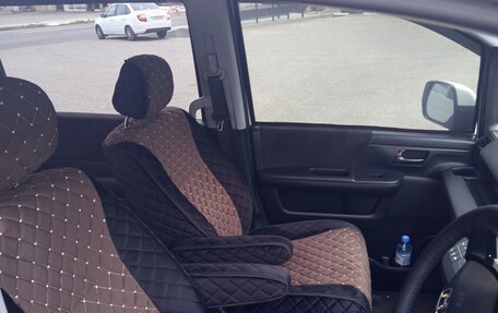 Honda Stepwgn IV, 2010 год, 1 450 000 рублей, 9 фотография