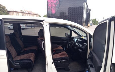 Honda Stepwgn IV, 2010 год, 1 450 000 рублей, 10 фотография