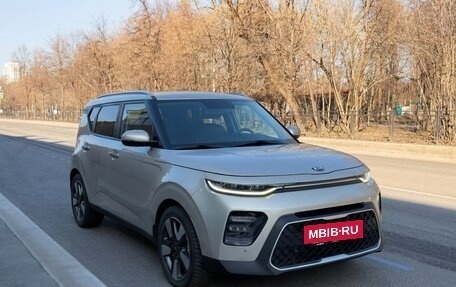 KIA Soul II рестайлинг, 2019 год, 2 240 000 рублей, 3 фотография