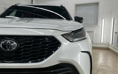 Toyota Highlander, 2022 год, 5 390 000 рублей, 14 фотография