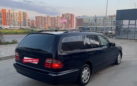 Mercedes-Benz E-Класс, 2002 год, 390 000 рублей, 4 фотография