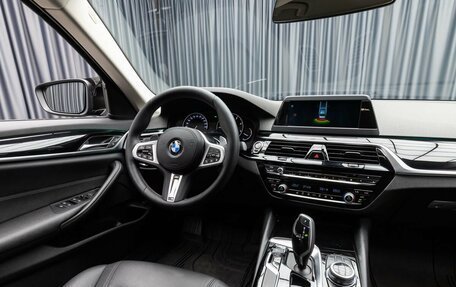 BMW 5 серия, 2017 год, 3 190 000 рублей, 12 фотография