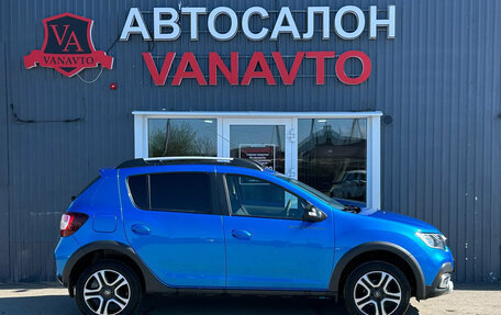 Renault Sandero II рестайлинг, 2022 год, 1 420 000 рублей, 4 фотография