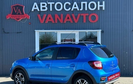 Renault Sandero II рестайлинг, 2022 год, 1 420 000 рублей, 6 фотография