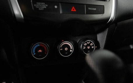 Mitsubishi ASX I рестайлинг, 2013 год, 1 250 000 рублей, 12 фотография