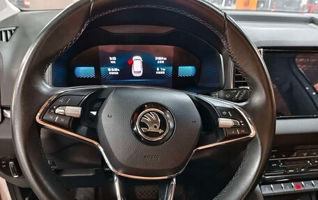 Skoda Karoq I, 2022 год, 1 455 000 рублей, 6 фотография