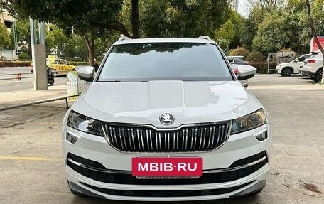Skoda Karoq I, 2022 год, 1 455 000 рублей, 2 фотография