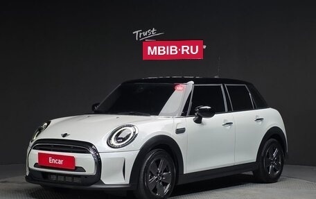 MINI Cabrio, 2022 год, 1 877 000 рублей, 1 фотография