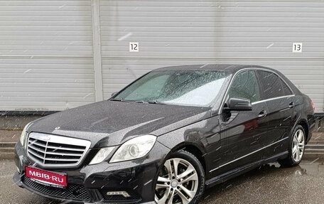 Mercedes-Benz E-Класс, 2011 год, 1 299 000 рублей, 1 фотография
