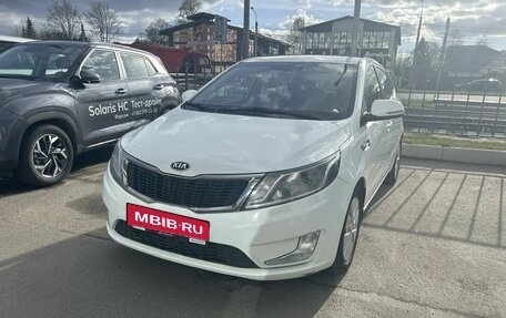 KIA Rio III рестайлинг, 2013 год, 899 000 рублей, 1 фотография