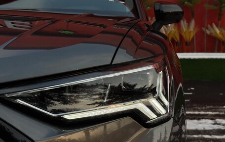 Audi Q3, 2021 год, 1 830 000 рублей, 2 фотография